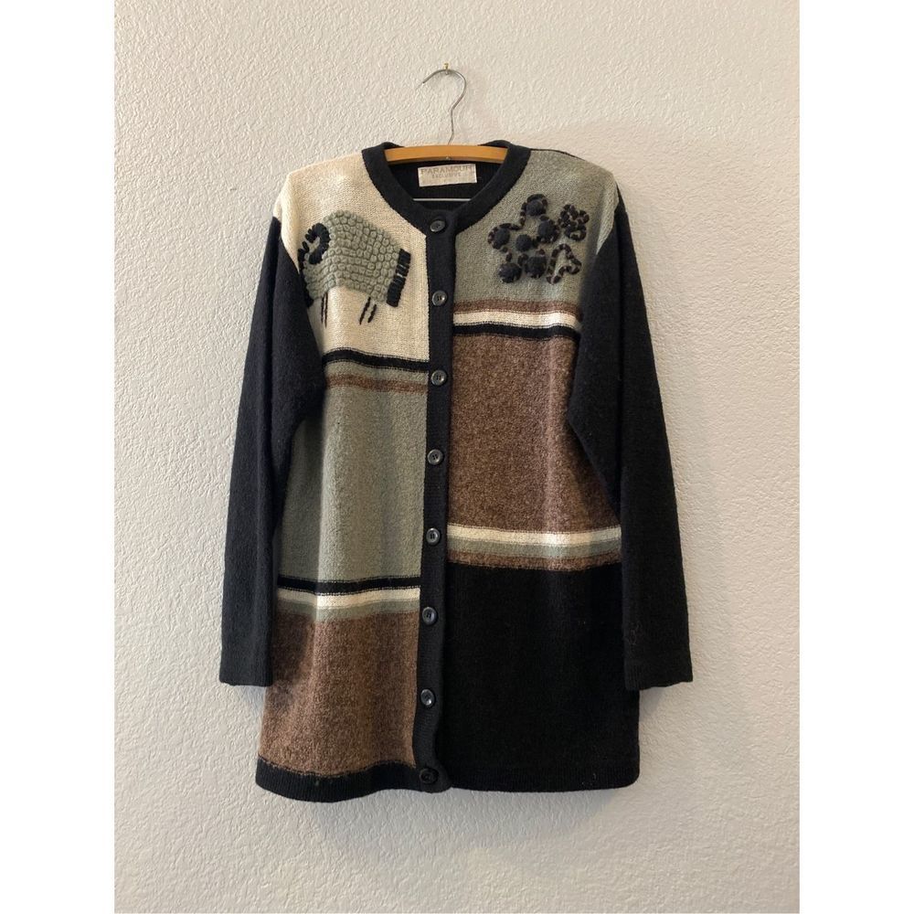 Vintage paramour women’s sweater 90’s button up‎ cardigan wool blend embroidered